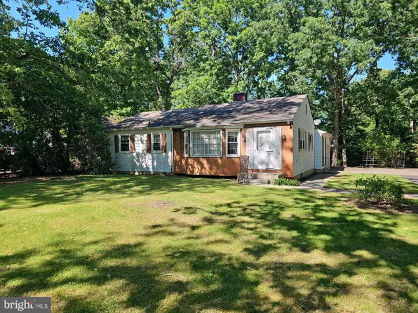415 Carlton Ave, Millville, NJ 08332