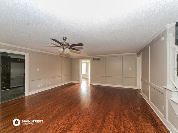 4th image of 7139 Oak Chase Ln