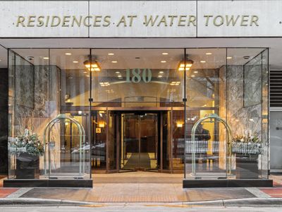 180 E Pearson St APT 3304, Chicago, IL, 60611