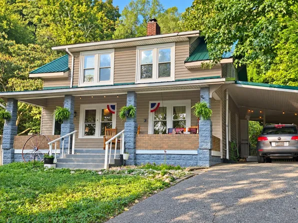 230 Rock Ave, Ironton, OH 45638