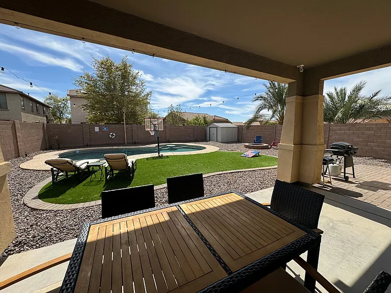 193 E Bahamas Dr — Photo 24