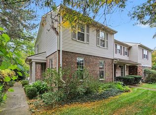 3318 Alpine Dr, Ann Arbor, MI 48108