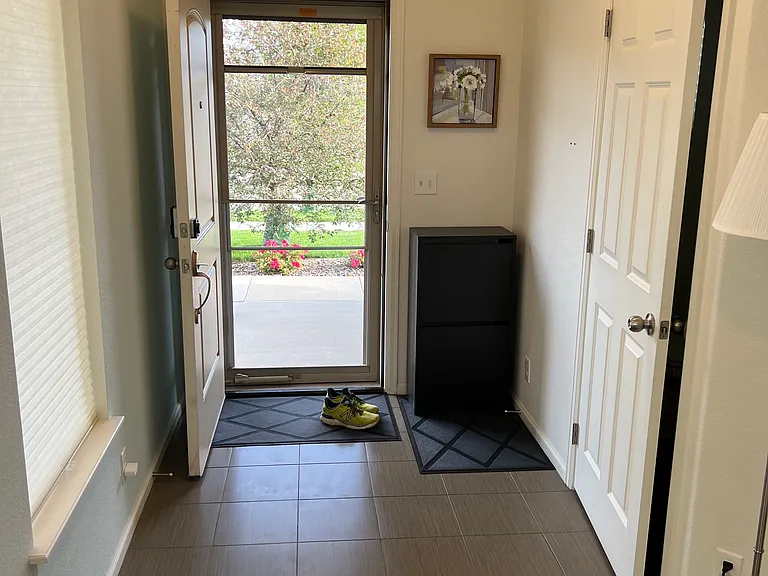 18228 E 52nd Ave — Photo 5