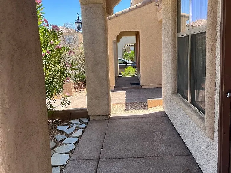 9577 Villa Adastra Ave — Photo 2
