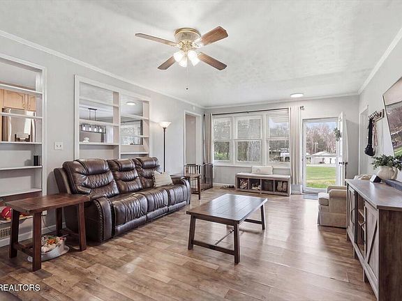 4th image of 488 Long Hollow Rd