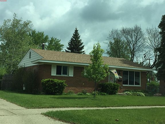 4th image of 34604 Nancy St