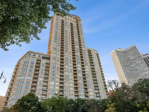 2550 N Lakeview Ave Unit N1103, Chicago, IL 60614
