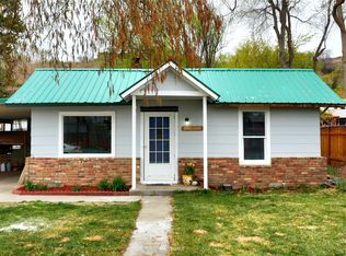112 S Fir St, Omak, WA 98841