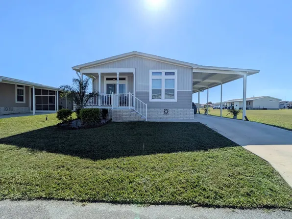 34870 Minnow Ln, Zephyrhills, FL 33541