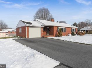 302 Landis Ave, Waynesboro, PA 17268