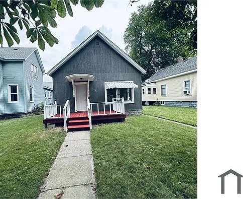 3 bed, 1000 sqft, $1,500 — Photo 2