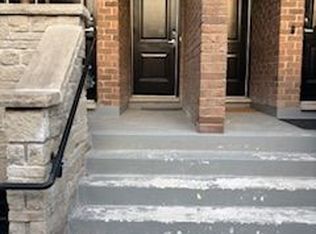 198 Pine Grove Rd #216, Vaughan, ON L4L0H8