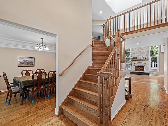 5th image of 16220 S Wildwood Ln