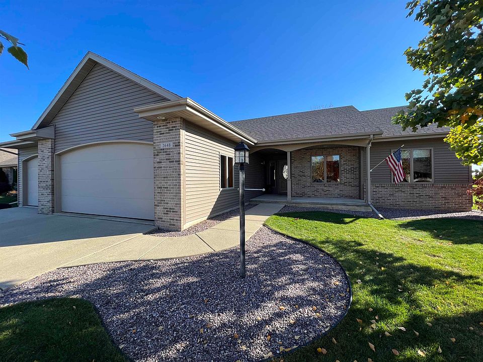 1st image of 2648 Meadowview Dr