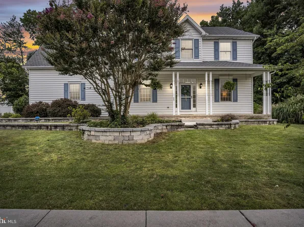 45 Clover Dr, Littlestown, PA 17340
