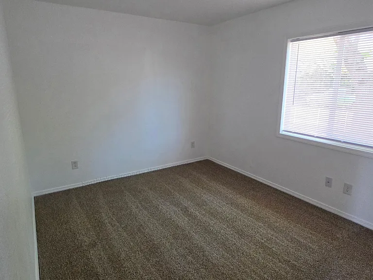 3475 Harrison St — Photo 6