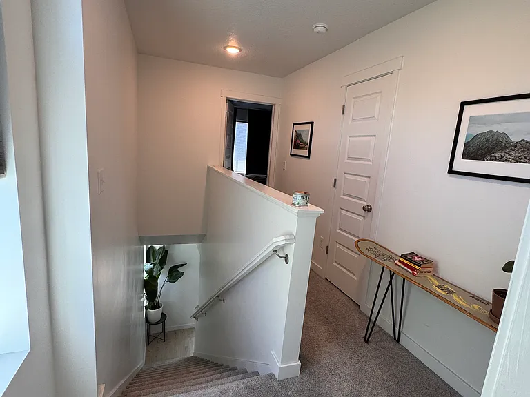 1146 S Redwood Rd — Photo 12