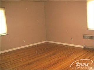 4th image of 12268 N Saginaw St
