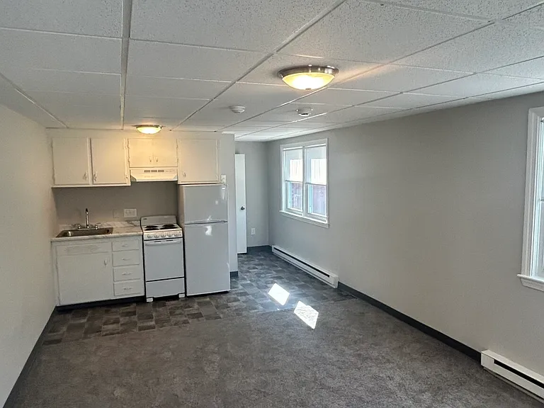 20 Post Office Ave #13 — Photo 3