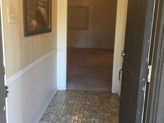 Front Entry Way
