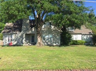1403 N Mission Ln, Okmulgee, OK 74447