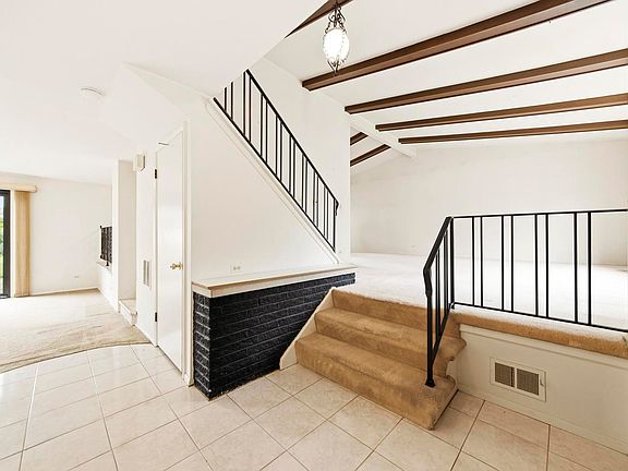 2nd image of 333 Beau Dr