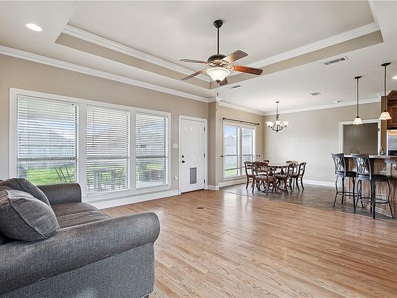 4th image of 28281 Lake Salvador Dr
