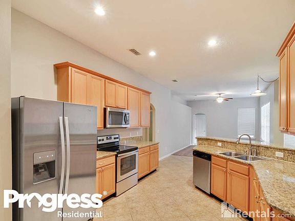 4th image of 3106 Captiva Bluff Cir