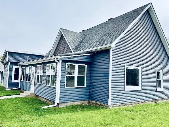 303 Water St, Dunreith, IN 47337