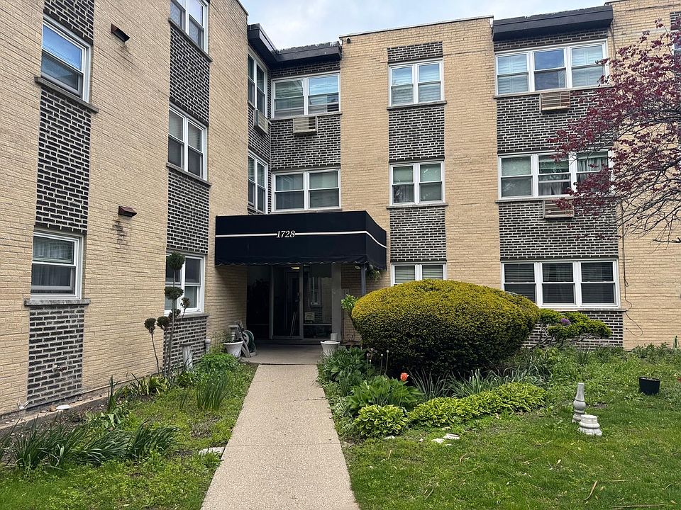 1st image of 1728 W Farwell Ave APT 107