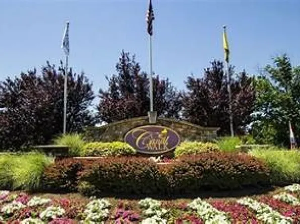 6 Delaware Crossing, Franklin Twp., NJ 08873