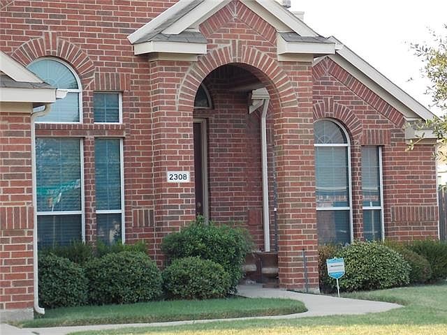 2nd image of 2308 Goshawk St