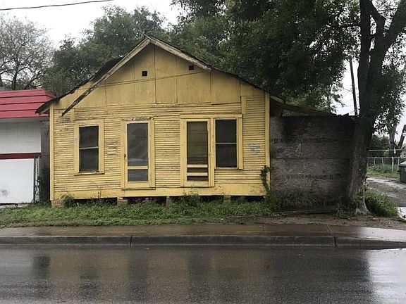 5th image of 1430 E 13th St