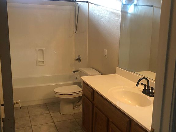 Upstairs Hall bathroom