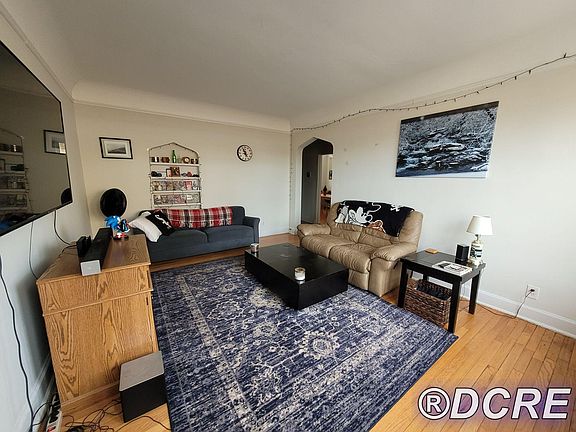 2nd image of 4630 N Ashland Ave APT A3w