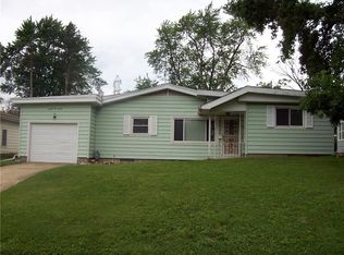 2290 Grandview Dr, Decatur, IL 62526