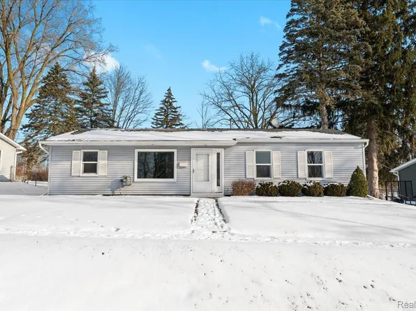 6123 Stephen, Brighton, MI 48116