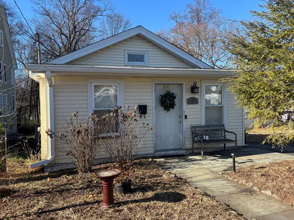 29 Melrose Avenue, Norwalk, CT 06855