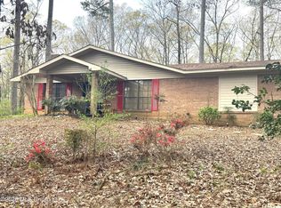 1073 Ratliff Ferry Rd, Canton, MS 39046