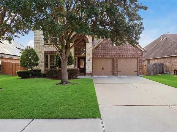2611 Night Song Dr, Pearland, TX 77584