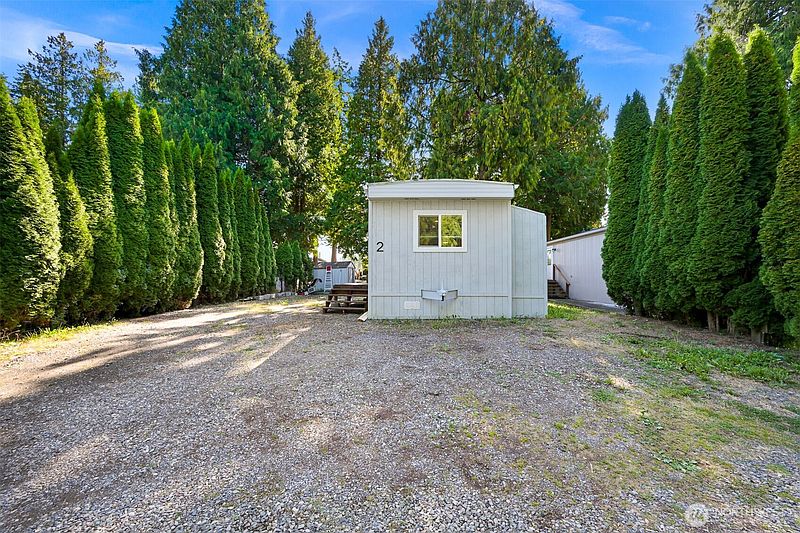 3rd image of 4621 East Street #2