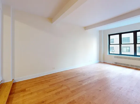 141 E 56th St, New York, NY