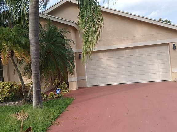 3rd image of 1456 Waterway Cove Dr