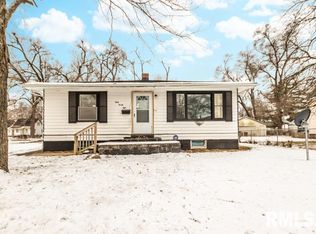 3028 W Seibold St, Peoria, IL 61605