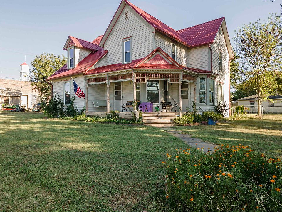 1st image of 141 W Washington St