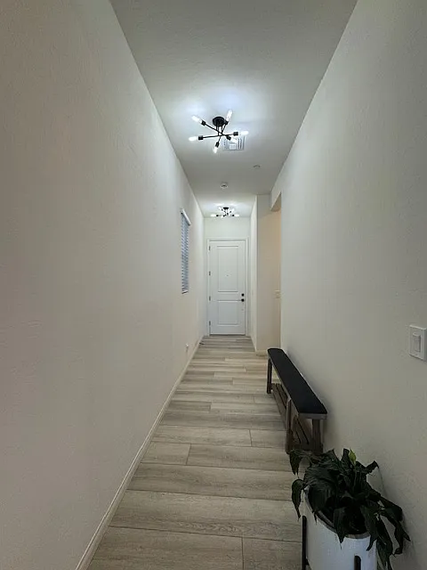 4 bed, 2150 sqft, $3,695 — Photo 3
