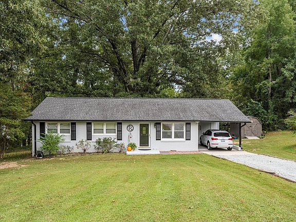 2nd image of 2218 Overland Dr