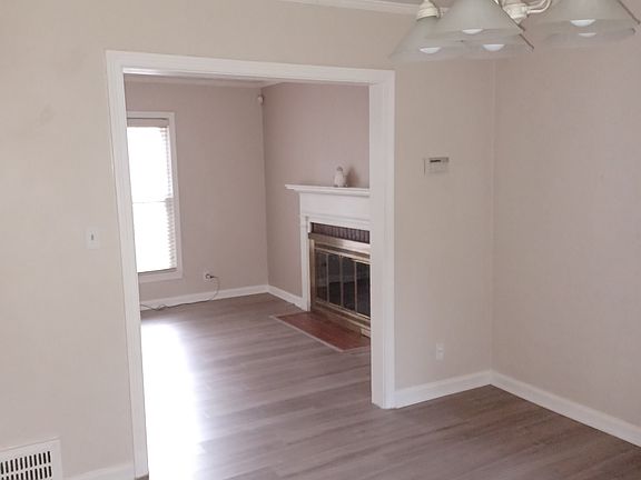 3rd image of 6305 Walrond Ave