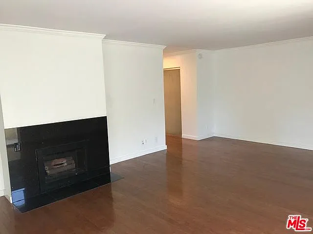 16169 W Sunset Blvd #302 — Photo 9