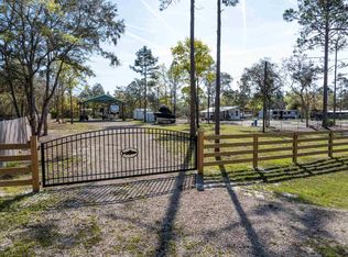 914 Bird Pond Rd NE, Steinhatchee, FL 32359